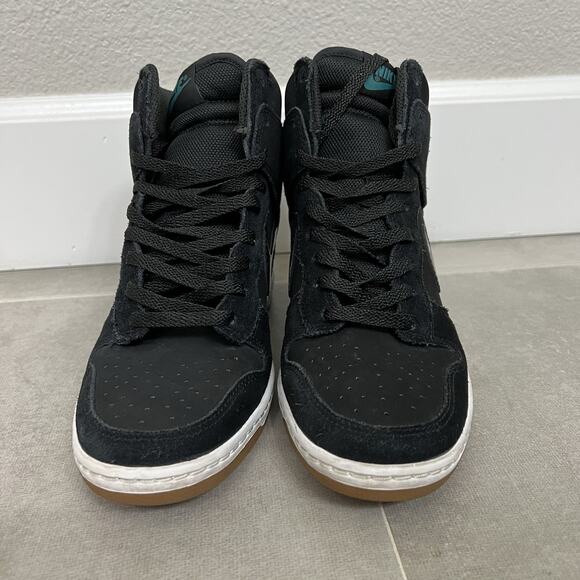 Nike Dunk Sky Hi Essential Womens 8.5 Hidden Wedge Suede Black Gum Bottom Shoes - Picture 2 of 6